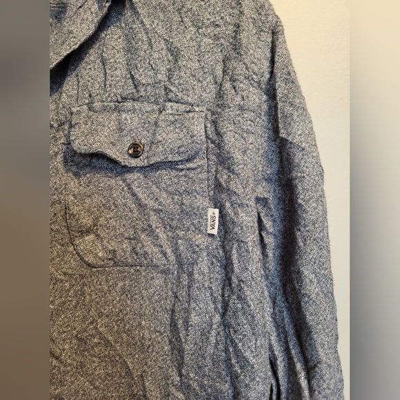 Vans Gray Button-Up Shirt, Size Medium - Picture 3 of 5